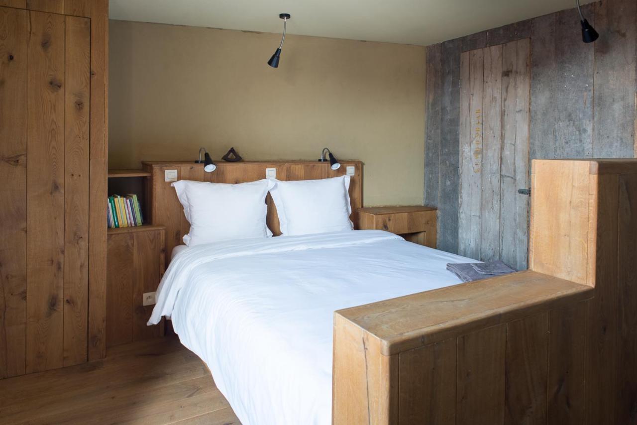 Poeziehotel Surplace - 15 Min Van Pairi Daiza & Industriezone Ghislenghien Bever Exterior foto